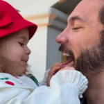 Eliezer se emociona com resposta da filha e reflete: “Importância de ensinar”