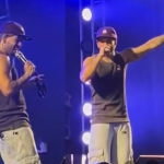 Zé Felipe ganha calcinha de fã durante show e reage: “É usada?”