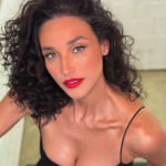 Débora Nascimento expõe bissexualidade no Domingão com Huck: “Mãe, artista, mulher bi”