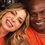 Sheila Mello revela affair com Jacaré na época do É o Tchan: “A gente teve um lance”