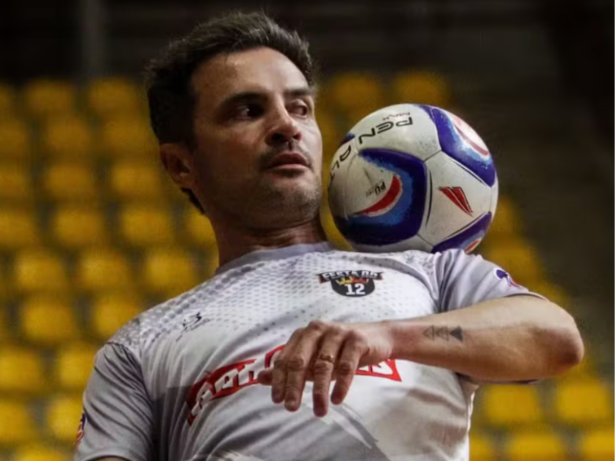 Falcão, Ferrão e Ricardinho simbolizam migração do futsal para a Kings League