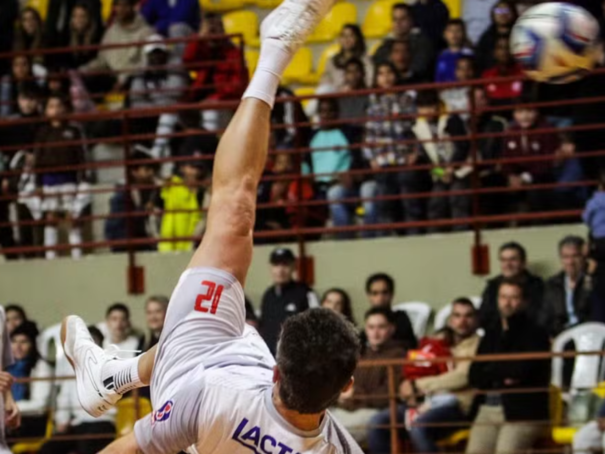 em Juiz de Fora/Reprodução/Foto/Yan Ferreira/Dycom Sports