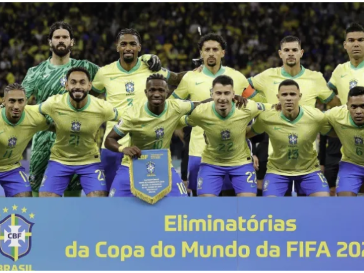 O elenco da Seleção Brasileira em jogo contra o Paraguai /Reprodução/Rafael Ribeiro/CBF O elenco da Seleção Brasileira em jogo contra o Paraguai /Reprodução/Rafael Ribeiro/CBF