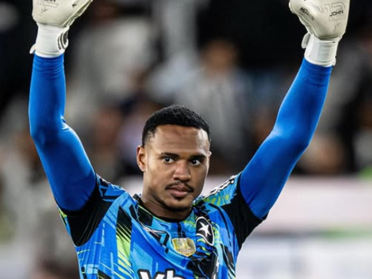 Goleiro John Victor no Botafogo/Reprodução/Instagram @johnvictor