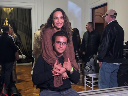 Ivete Sangalo ganha homenagem do filho após gravar novo projeto: “Eterna professora”