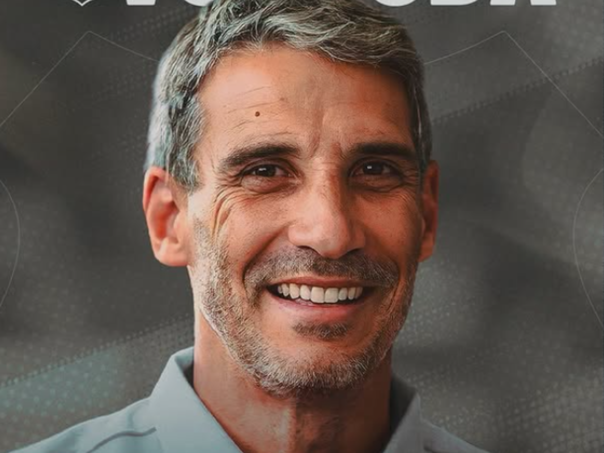 Juan Pablo Vojvoda/Reprodução/Instagram/@santosfc Juan Pablo Vojvoda/Reprodução/Instagram/@santosfc