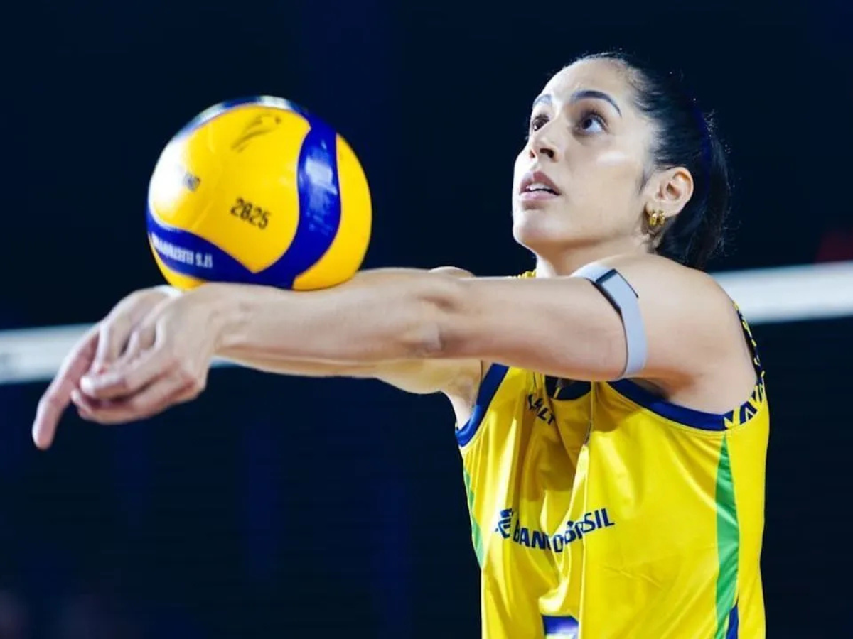 Diana, central da Seleção Brasileira de Vôlei/Divulgação/ FIVB 