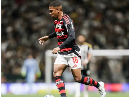 Do jantar com Ancelotti à convocação: Samuel Lino, do Flamengo, é chamado para Seleção