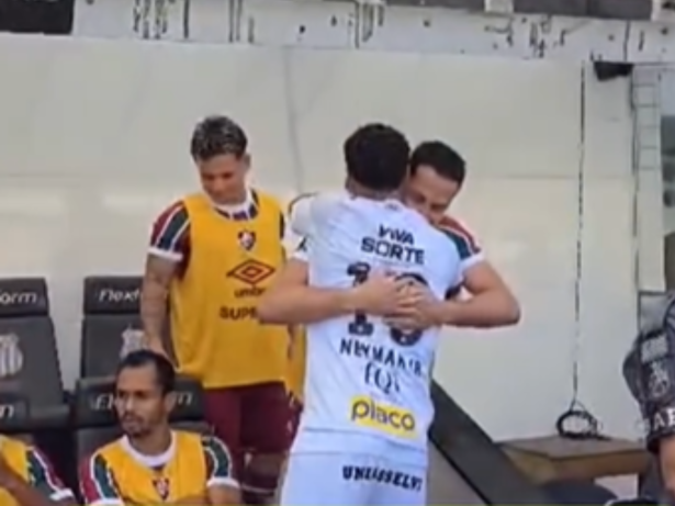 Reencontro na Vila: abraço entre Neymar e Ganso cria clima nostálgico antes de Santos x Flu