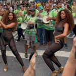 Iza se joga em ensaio de rua da Imperatriz Leopoldinense para o Carnaval 2026
