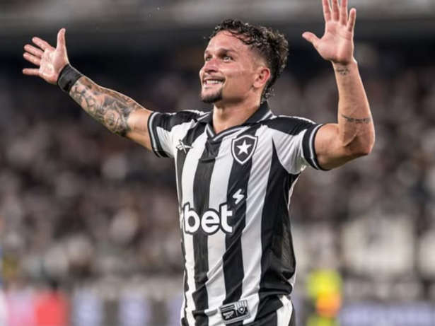 São Paulo acerta salários por atacante do Botafogo, mas impasse ameaça desfecho. Entenda!
