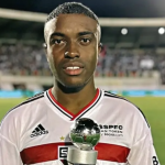 São Paulo é cobrado na Justiça por dívida milionária envolvendo ex-volante do clube