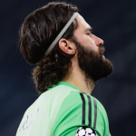 Alisson é punido por atitude após empate do Liverpool. Saiba mais!