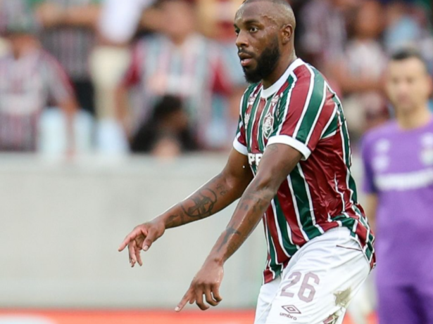 Zagueiro acusa Fluminense de falhar em tratamento de lesão, processa o clube e pede R$ 11 mi