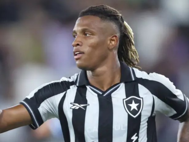 Possível convocado para Copa, Danilo, do Botafogo, é disputado por Manchester United e Palmeiras