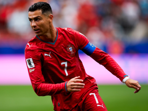 Sexta Copa de Cristiano Ronaldo começa com empate amargo para Portugal