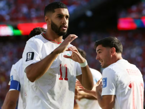Marrocos vence a Escócia, assume a liderança do grupo e aumenta pressão sobre o Brasil