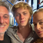 Luciano Huck comemora aprovação do filho, Benício, na faculdade: “Pais orgulhosos”