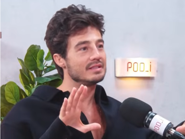 Tiago Iorc revela motivo de “sumiço” no auge do sucesso: “Um mês sem pregar o olho”