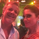Leticia Spiller celebra aniversário de Marcello Novaes e se declara: “Te amamos!”