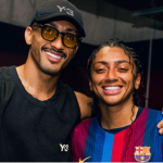 Raphinha versão mulher? Kerolin, titular do Brasil, é confundida com atacante do Barça