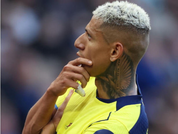 Clube dos Emirados faz nova investida por Richarlison e Tottenham toma decisão; entenda
