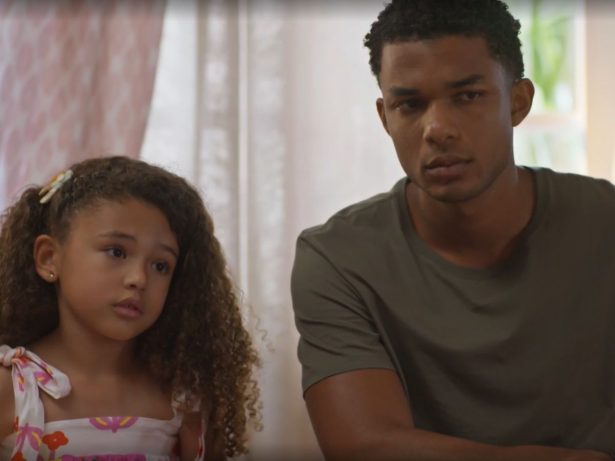 Opinião: “Dona de Mim” discute identidade racial com sensibilidade e sem militância exagerada