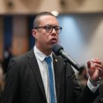 Deputado do PL “acusa” Carlos Minc de intolerância religiosa na Alerj