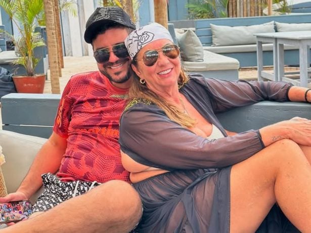 Mãe de Virginia celebra aniversário do filho na Bahia com namorado sanfoneiro