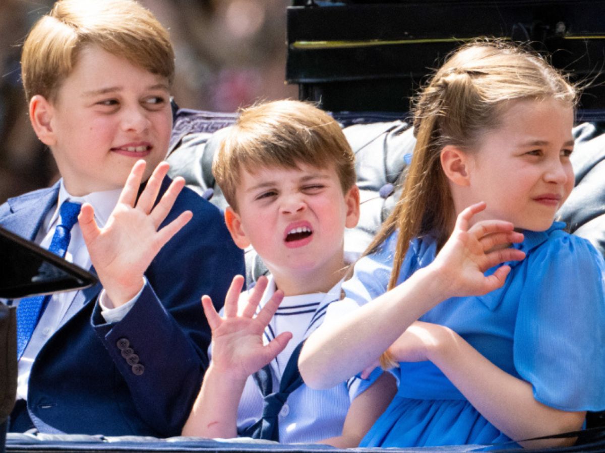 Os príncipes George, Louis e Charlotte