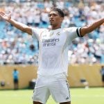 Real Madrid vence Pachuca em partida marcada por protocolo antiracismo