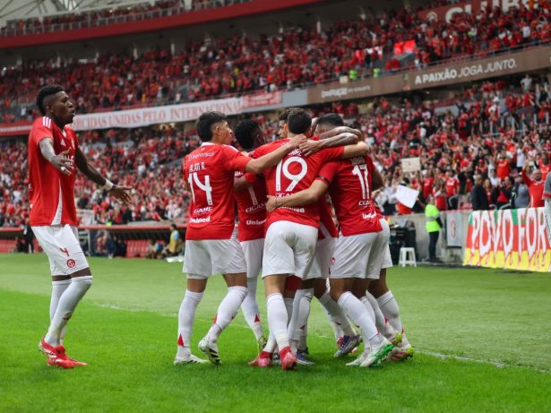 Internacional faz promoção com ingressos a custo zero para jogo contra o Corinthians