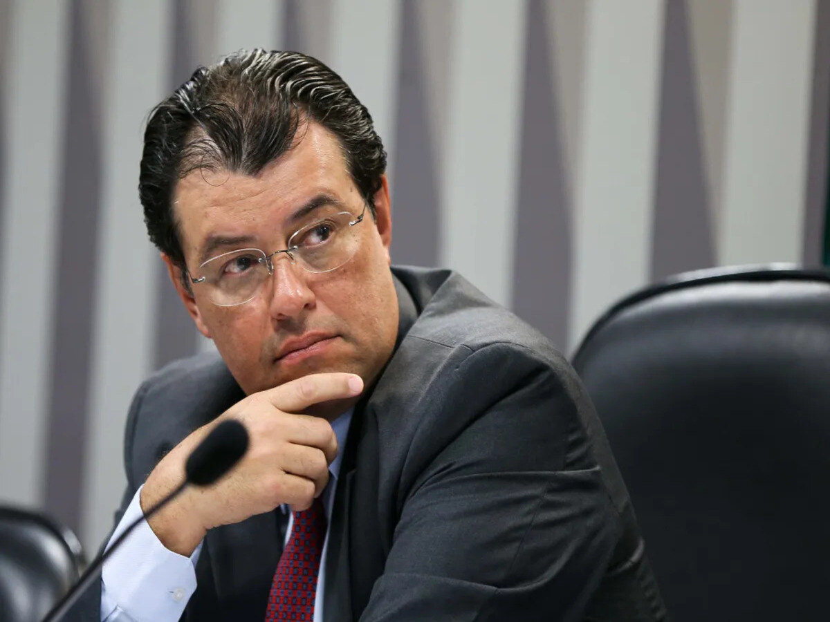 Senador Eduardo Braga - Internet Reprodução Senador Eduardo Braga - Internet Reprodução