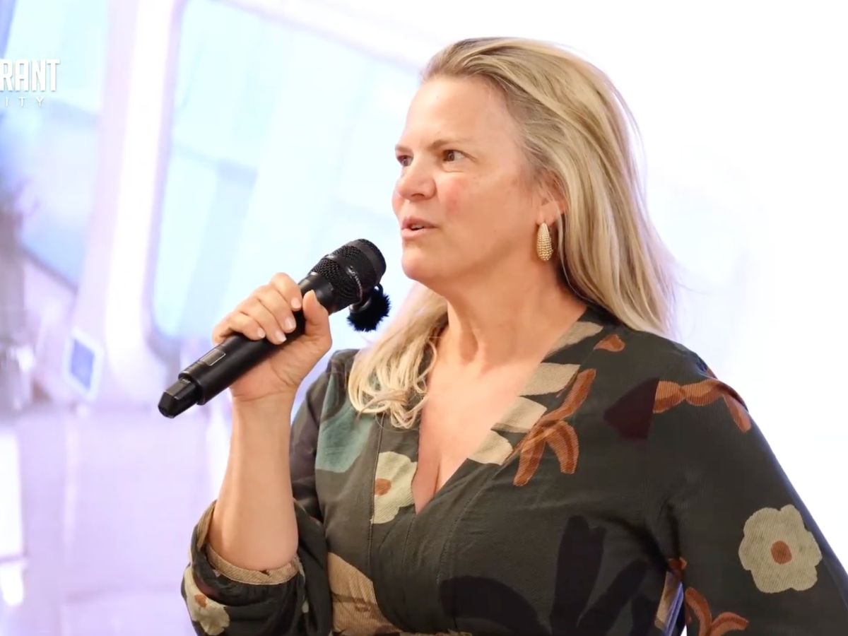 Eliane Farmer vencedora do Immigrant Reality