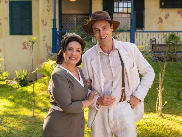 Eliane Giardini volta como Anastácia e muda o rumo de “Êta Mundo Melhor!” em cena decisiva