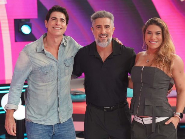 Casal icônico das novelas se reencontra e revive história no “Caldeirão com Mion”