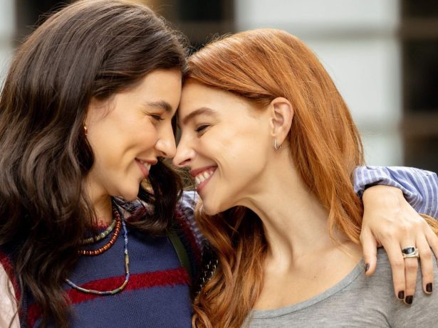 “Loquinha” estreia nas redes e aposta em casal sensação de “Três Graças”