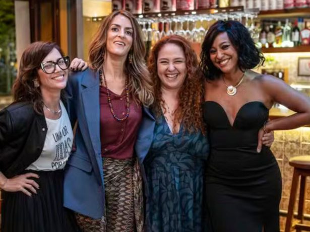 Opinião: “Juntas e Separadas” transforma dores reais das mulheres 40+ em identificação coletiva