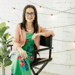 Vida real invade “Por Você”: Viviani Rayes volta à TV após cinco anos afastada