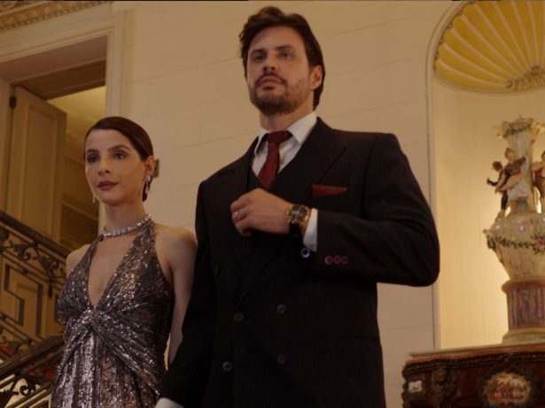 Nova plataforma aposta em novelas verticais para conquistar os brasileiros