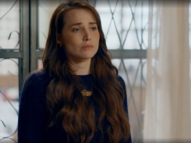 “Quem Ama Cuida”: Adriana encurrala Bruna e a acusa de ameaçar a vida de Pedro