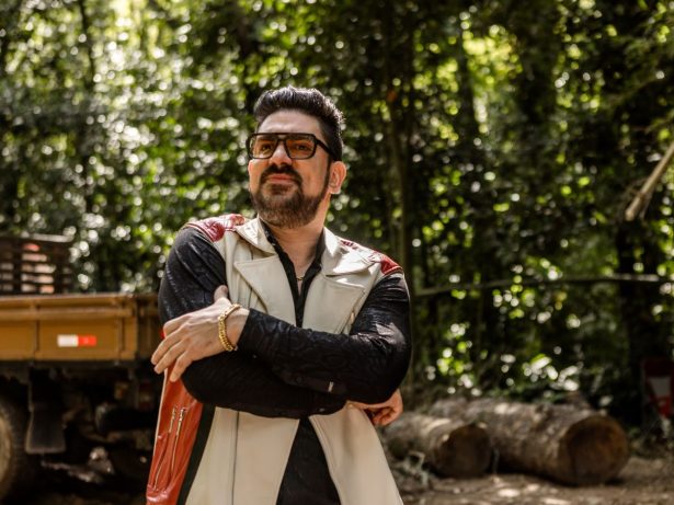 “O diário de Pilar na Amazônia”: Marcelo Adnet detalha papel em nova aposta da Disney