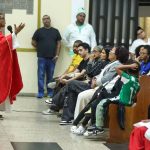 Missa de sétimo dia de Arlindo Cruz reúne amigos e familiares em homenagem emocionante