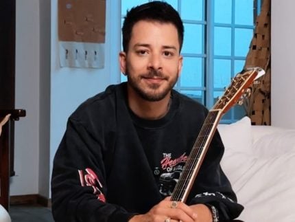 Famosos apoiam Junior Lima e a esposa após anúncio sobre o diagnóstico raro da filha