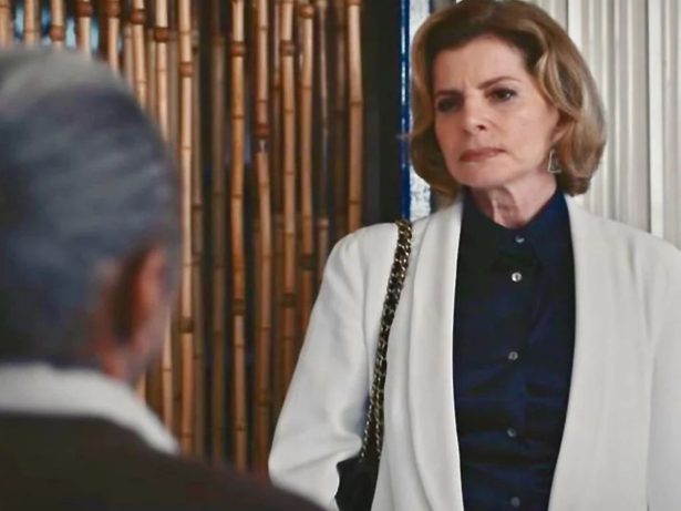 Sem memória ou inspiração? Autora de “Vale Tudo” copia trama “inédita” de “Além do Tempo”