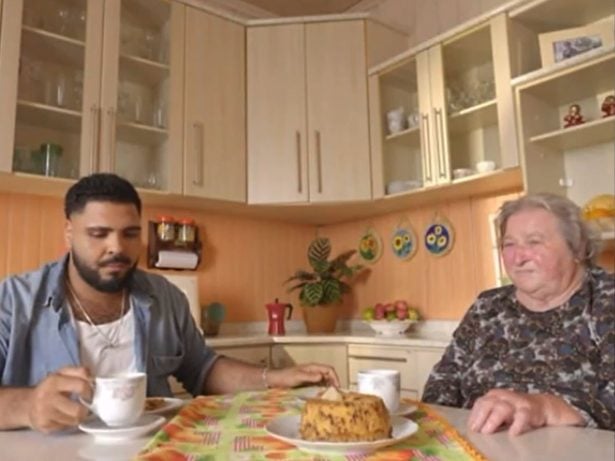 No programa de Paulo Vieira, figurante de novela chama atriz da Globo de “chata e orgulhosa”
