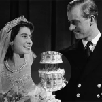 Fatia de bolo do casamento da Rainha Elizabeth é leiloada por R$ 20 mil