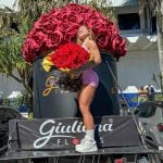 Felipe Amorim envia um caminhão de flores para Virginia como forma de agradecimento