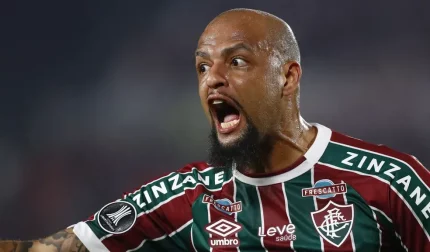 Felipe Melo, do Fluminense, é acusado de intimidar torcedor adolescente do Botafogo