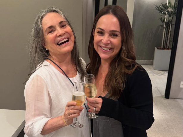 Filha de Regina Duarte é pega com mala repleta de vibradores: ‘Pintos de todos os tipos’